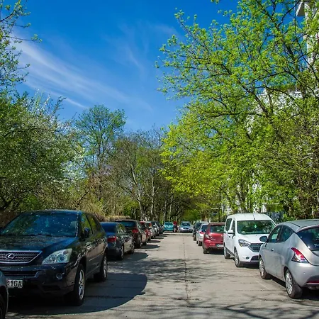 Apartament Parkowy Chodkiewicza 公寓 华沙