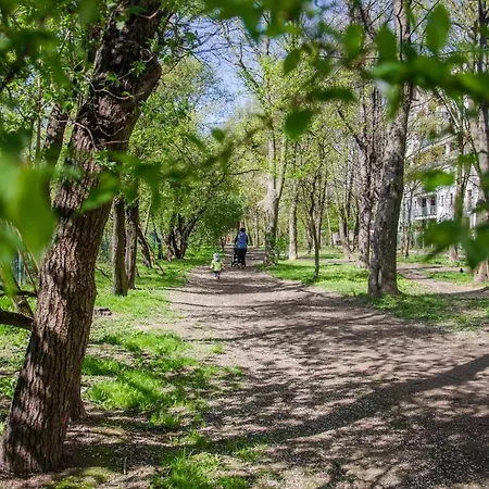Apartman Apartament Parkowy Chodkiewicza *